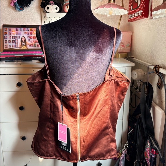 PrettyLittleThing Top - Picture 2 of 5